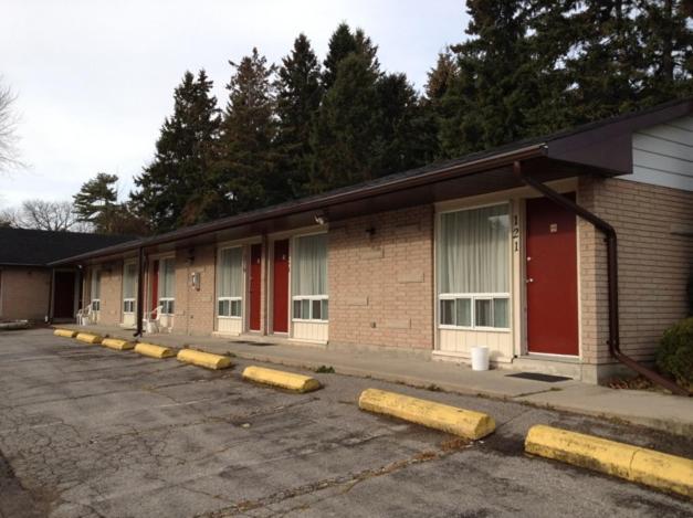 Lotus Motel Cobourg Exterior photo